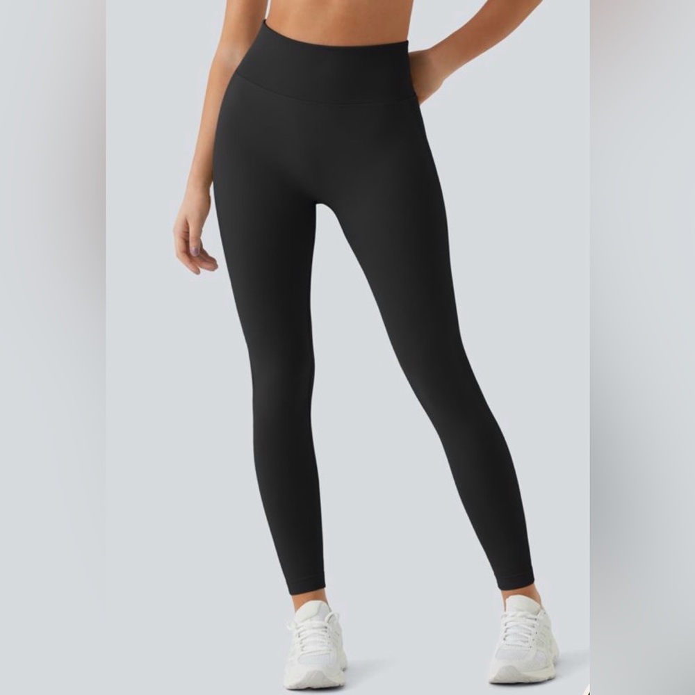 HALARA Seamless Flow High Waisted Booty Scrunch Leggings